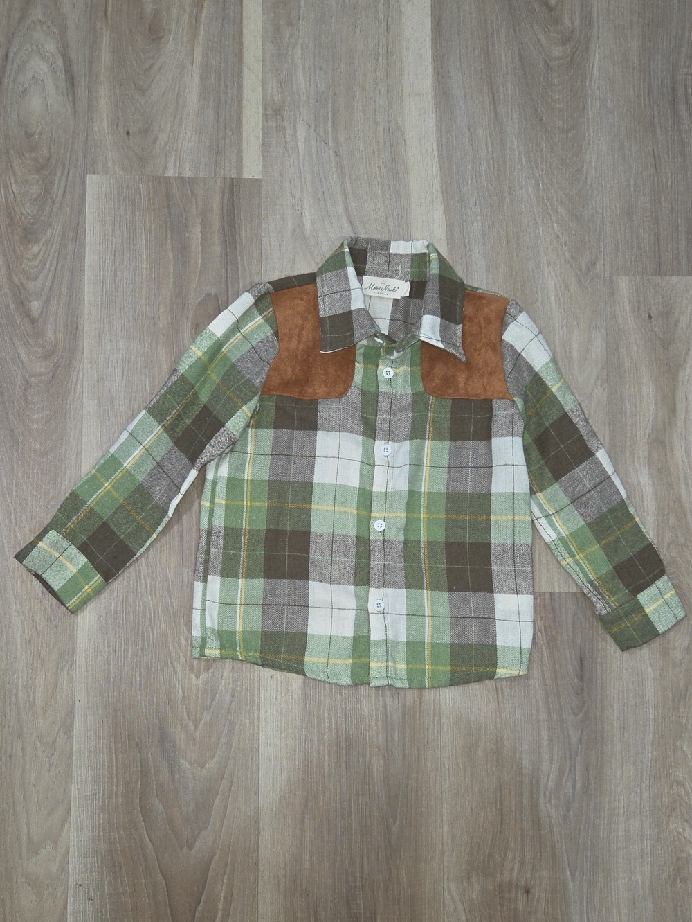 •Marie Nicole Boutique• Little Boys Green Button Down Plaid Top